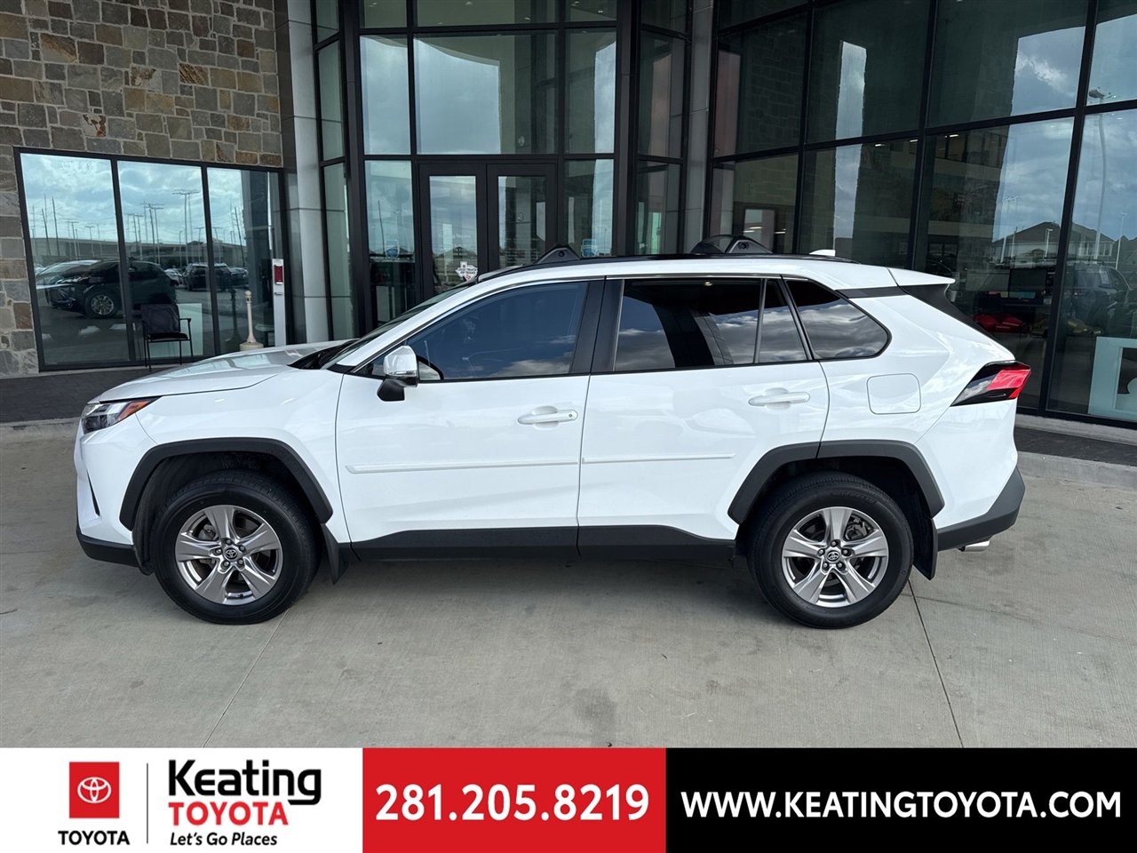 Toyota RAV4 XLE 2023 Toyota RAV4 XLE 2023