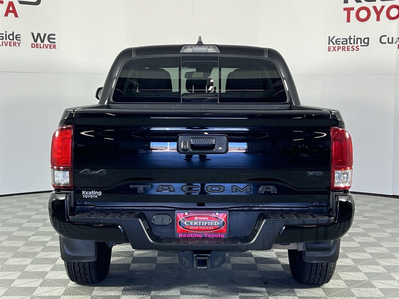 Toyota Tacoma SR5 Double Cab Long Bed V6 6AT 4WD 2023 Toyota Tacoma SR5 Double Cab Long Bed V6 6AT 4WD 2023