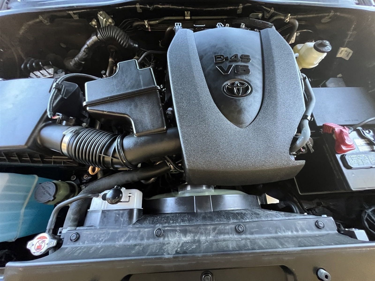 Toyota Tacoma SR5 Double Cab Long Bed V6 6AT 4WD 2023 Toyota Tacoma SR5 Double Cab Long Bed V6 6AT 4WD 2023