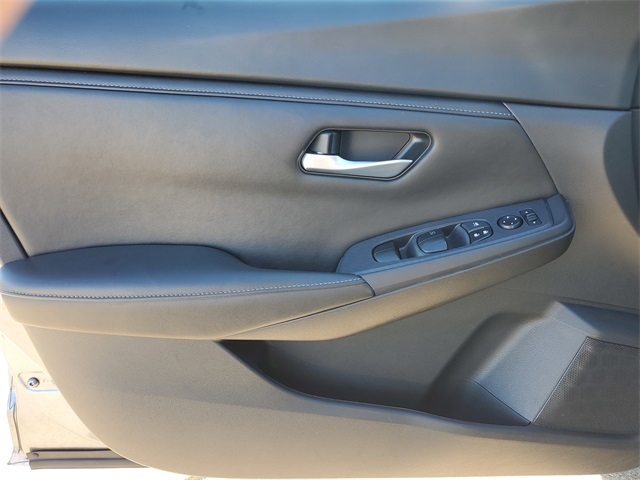 Nissan Sentra SV 2023