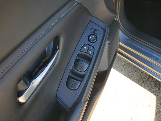 Nissan Sentra SV 2023