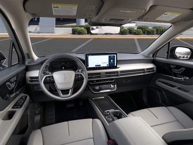 Lincoln Corsair Premiere 2026