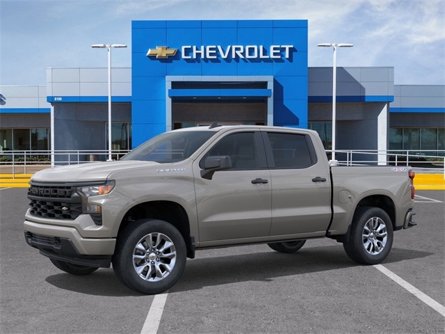 Chevrolet Silverado 1500 Custom Crew Cab 4WD 2026 Chevrolet Silverado 1500 Custom Crew Cab 4WD 2026