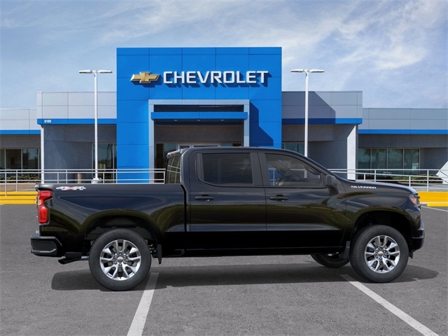 Chevrolet Silverado 1500 Custom Crew Cab 4WD 2026 Chevrolet Silverado 1500 Custom Crew Cab 4WD 2026