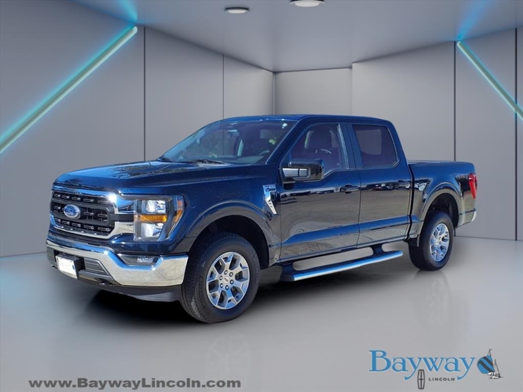 Ford F-150 XLT SuperCrew 5.5-ft. Bed 4WD 2023