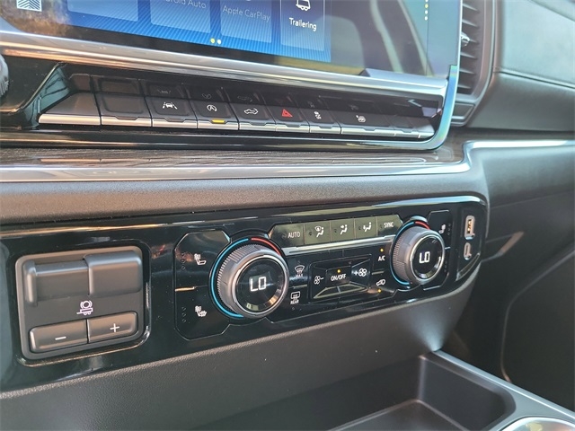 Chevrolet Silverado 1500 RST Crew Cab 2WD 2025