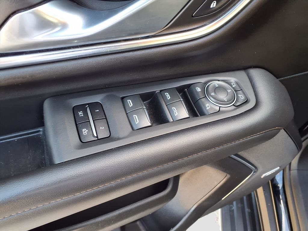 Chevrolet Tahoe High Country 4WD 2022