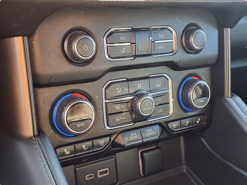 Chevrolet Tahoe High Country 4WD 2022