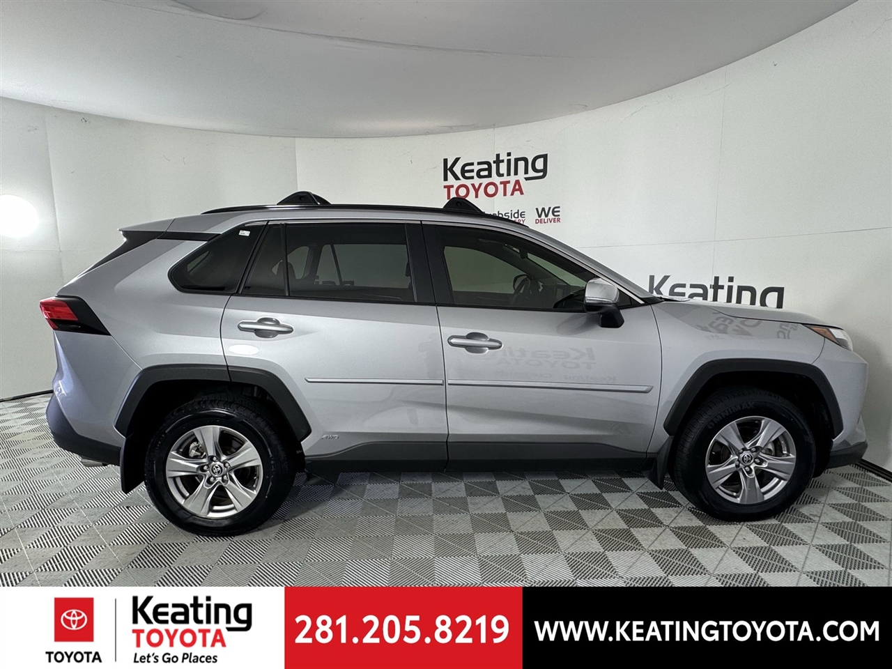 Toyota RAV4 Hybrid XLE 2022