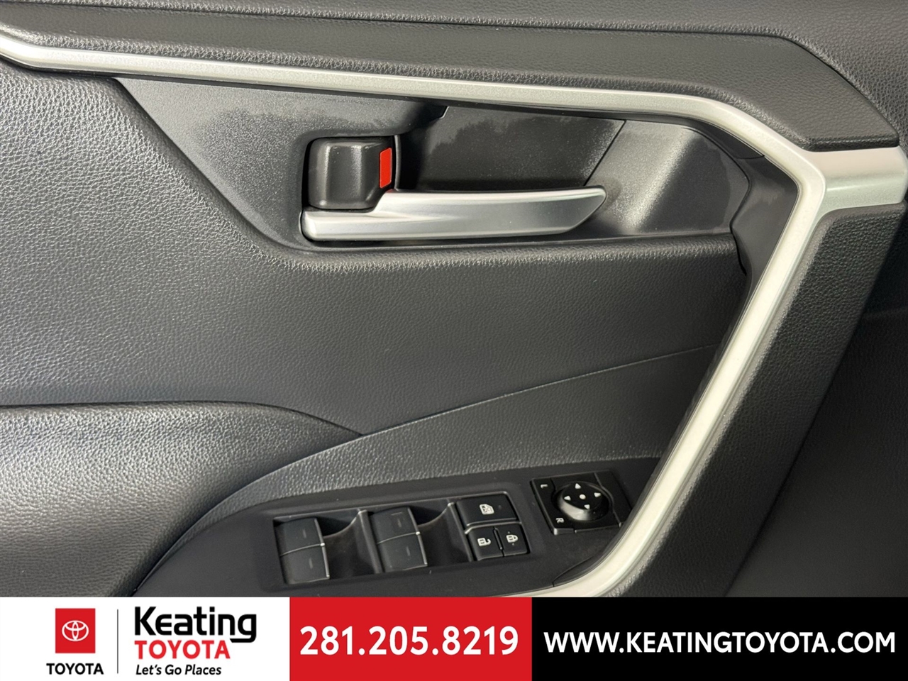 Toyota RAV4 Hybrid XLE 2022