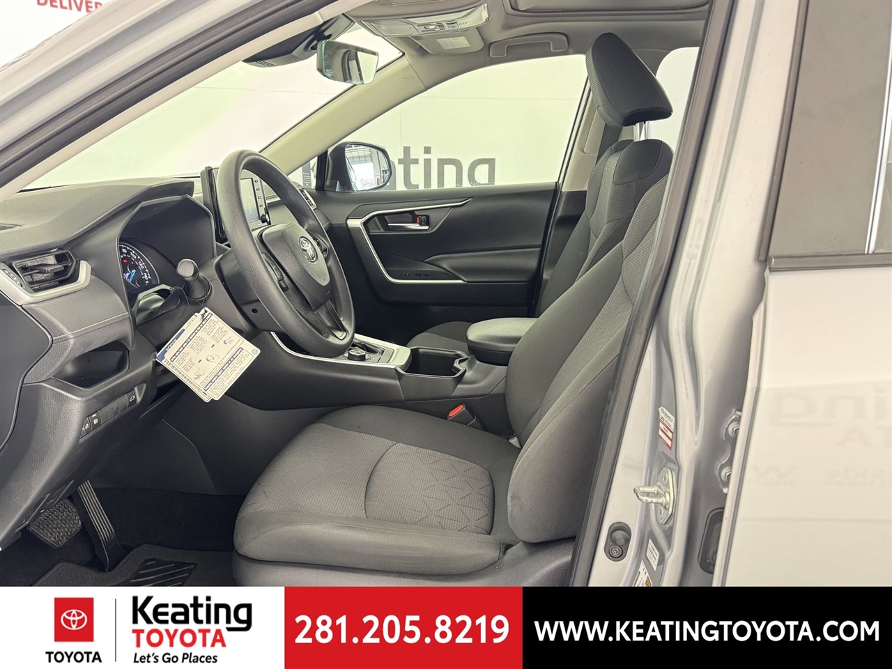 Toyota RAV4 Hybrid XLE 2022