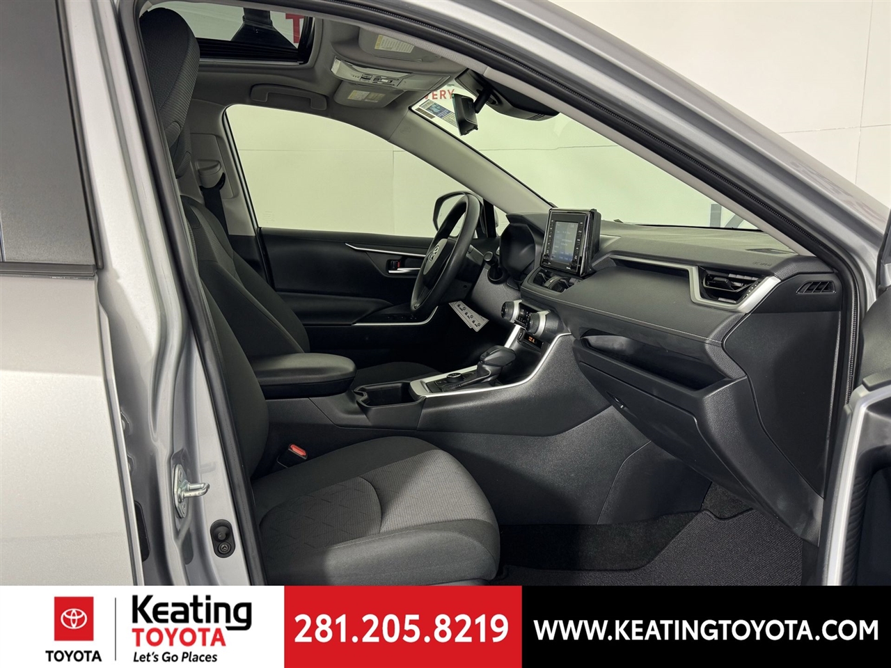 Toyota RAV4 Hybrid XLE 2022