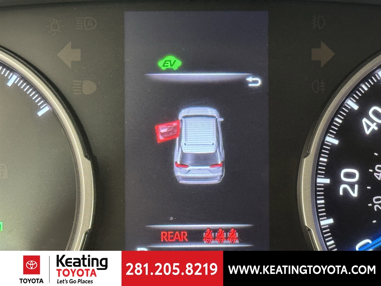 Toyota RAV4 Hybrid XLE 2022