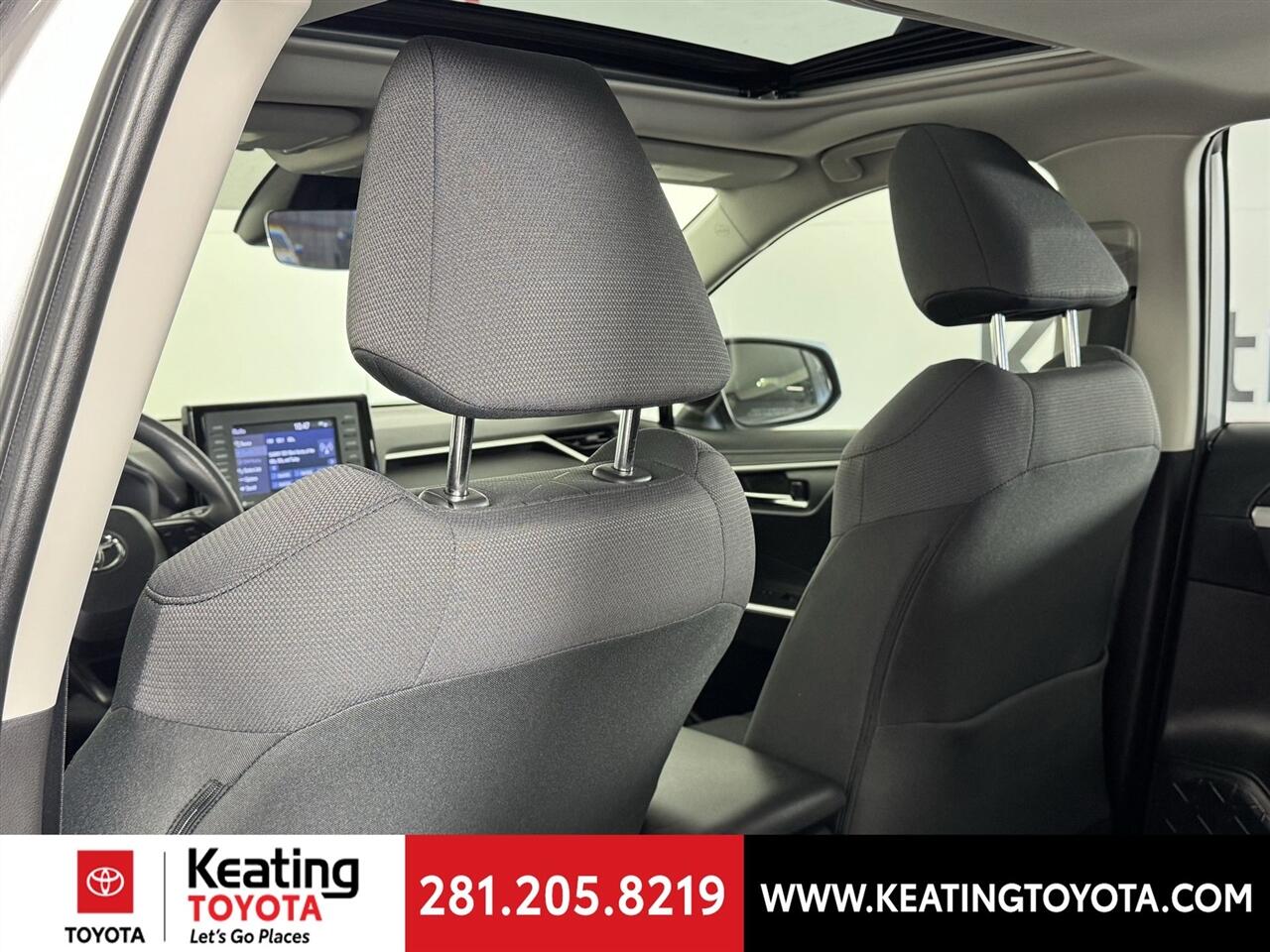 Toyota RAV4 Hybrid XLE 2022