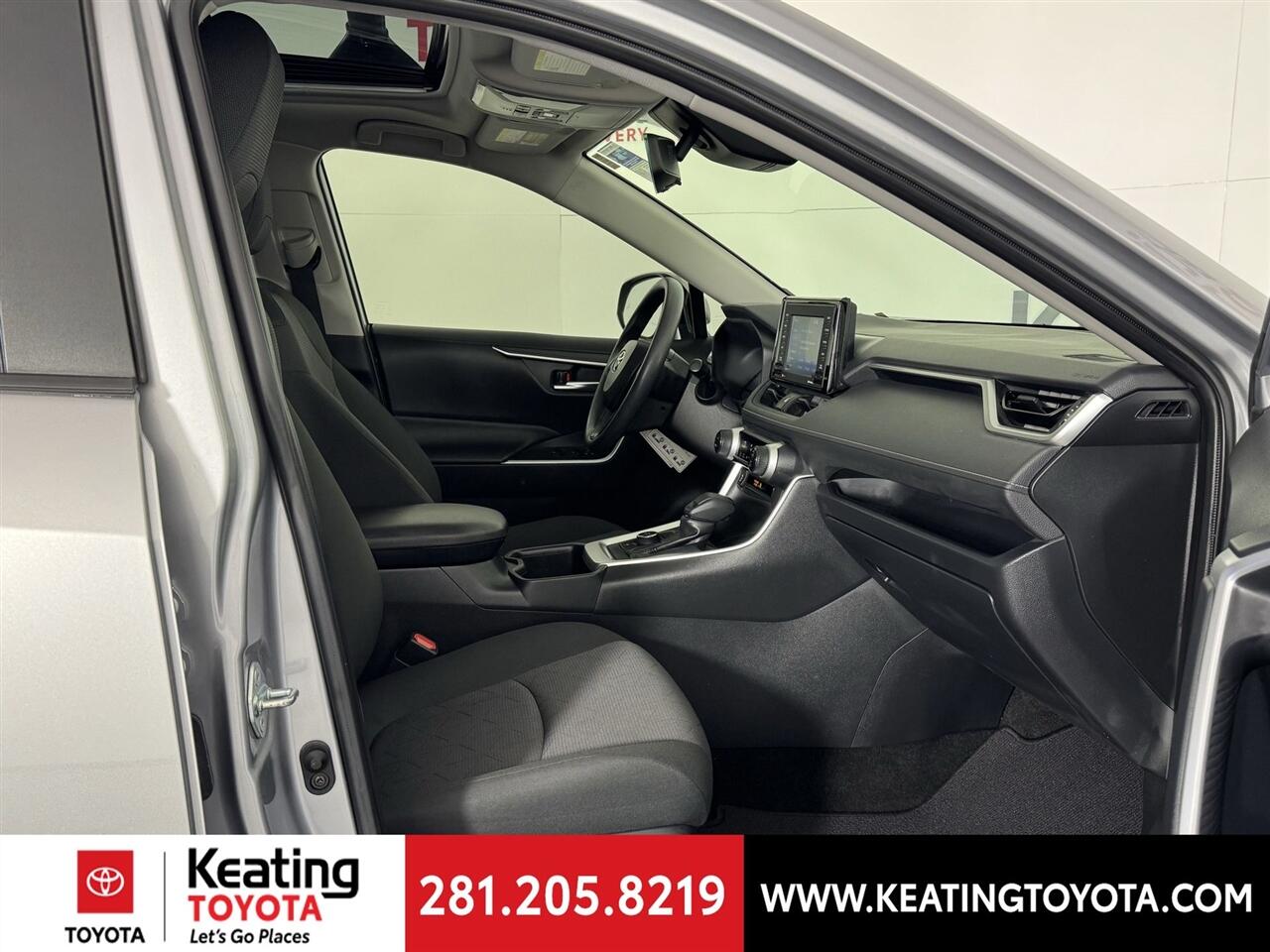 Toyota RAV4 Hybrid XLE 2022