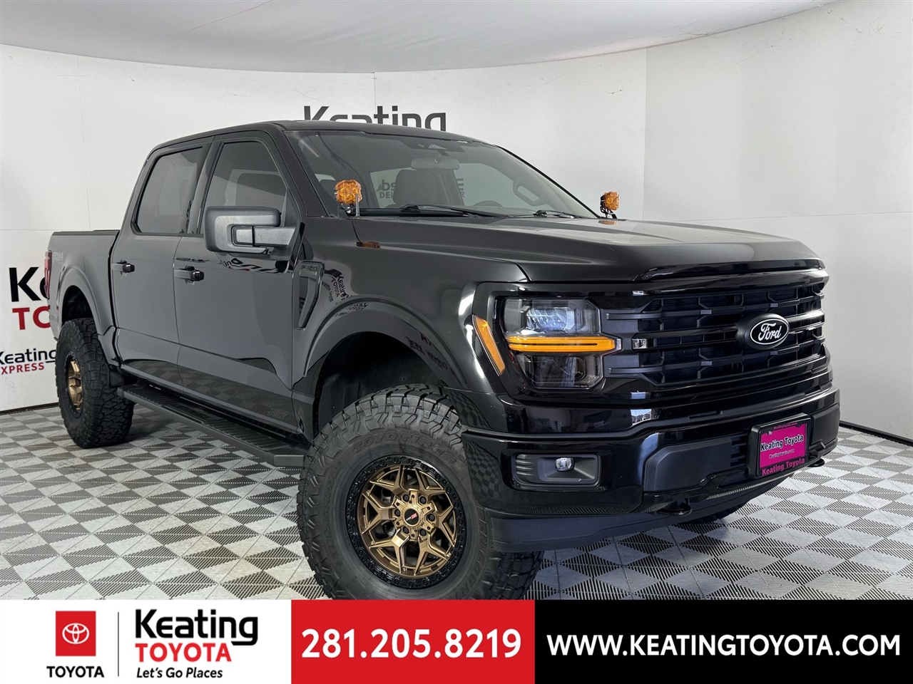 Ford F-150 XLT SuperCrew 4WD 2025