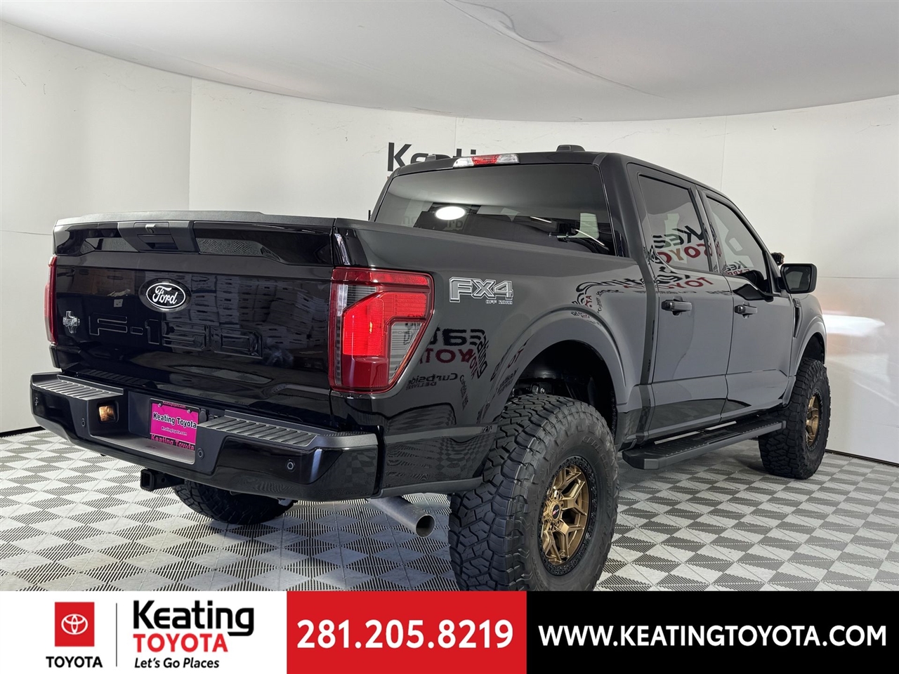 Ford F-150 XLT SuperCrew 4WD 2025