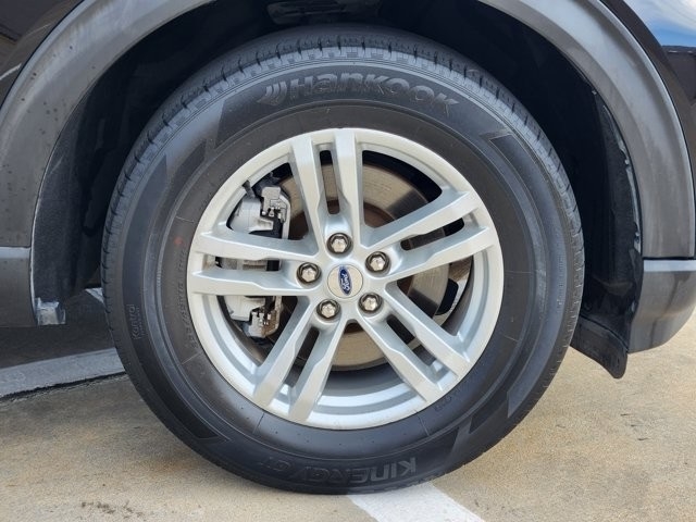 Ford Explorer XLT 2022