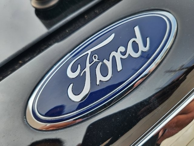 Ford Explorer XLT 2022