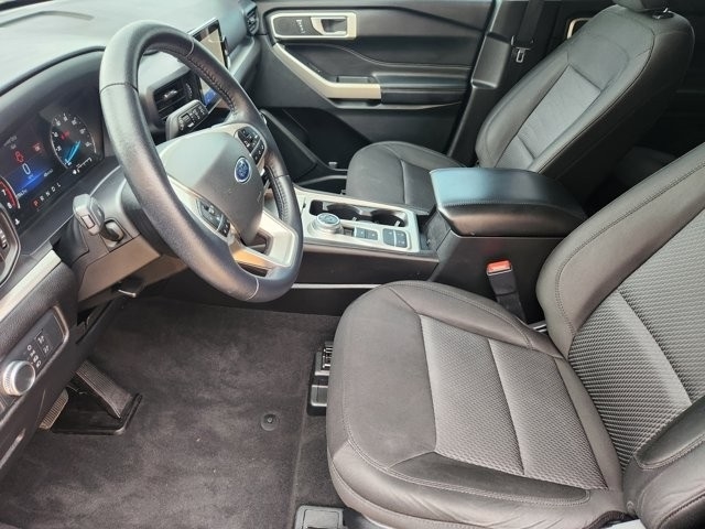 Ford Explorer XLT 2022