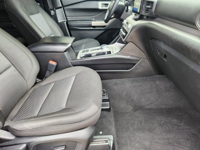 Ford Explorer XLT 2022