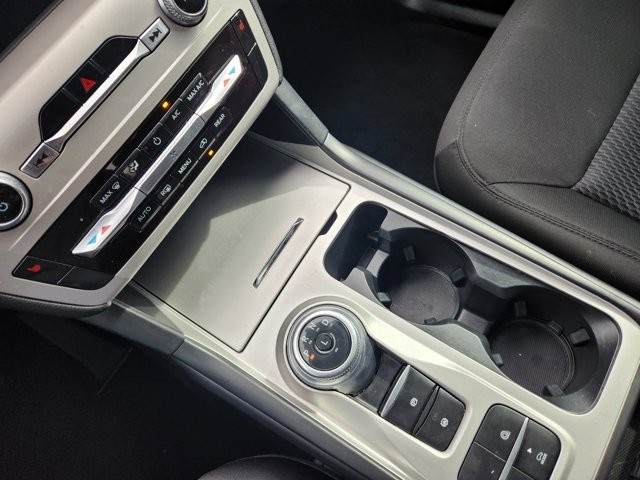 Ford Explorer XLT 2022