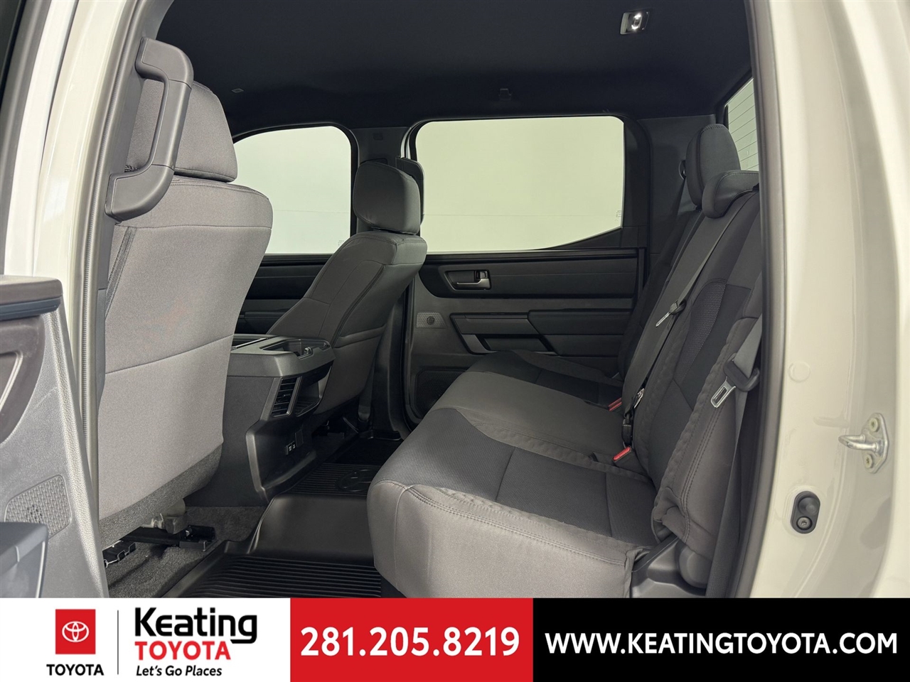 Toyota Tundra SR5 CrewMax 2WD 2026