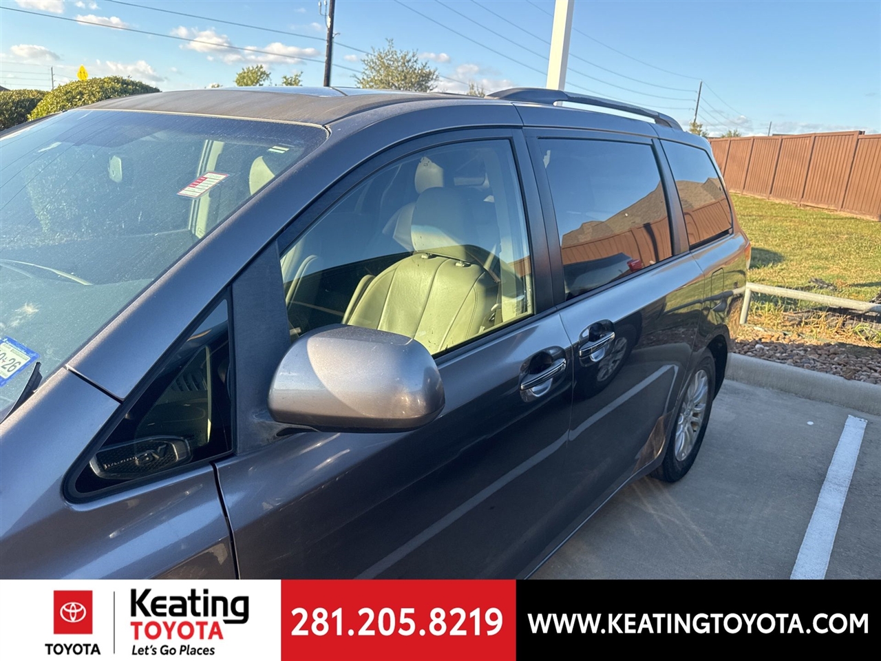 Toyota Sienna XLE FWD 8-Passenger V6 2012