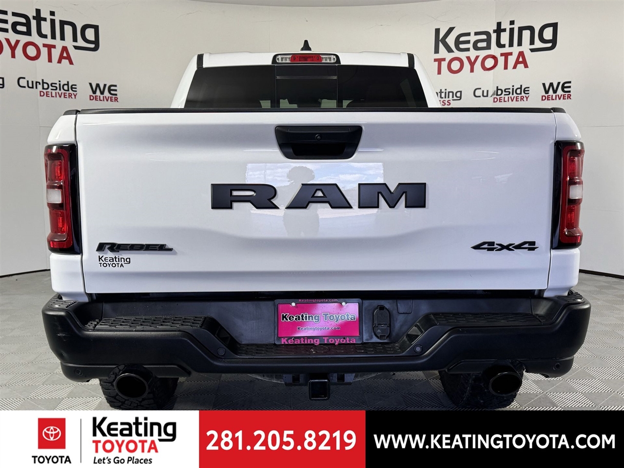 RAM 1500 Rebel Crew Cab SB 4WD 2025