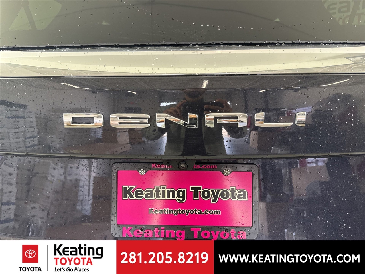 GMC Yukon Denali 4WD 2025