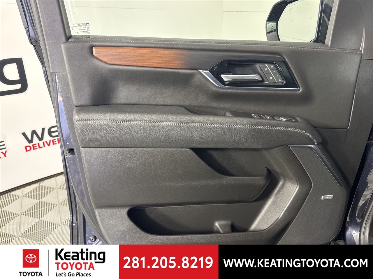 GMC Yukon Denali 4WD 2025