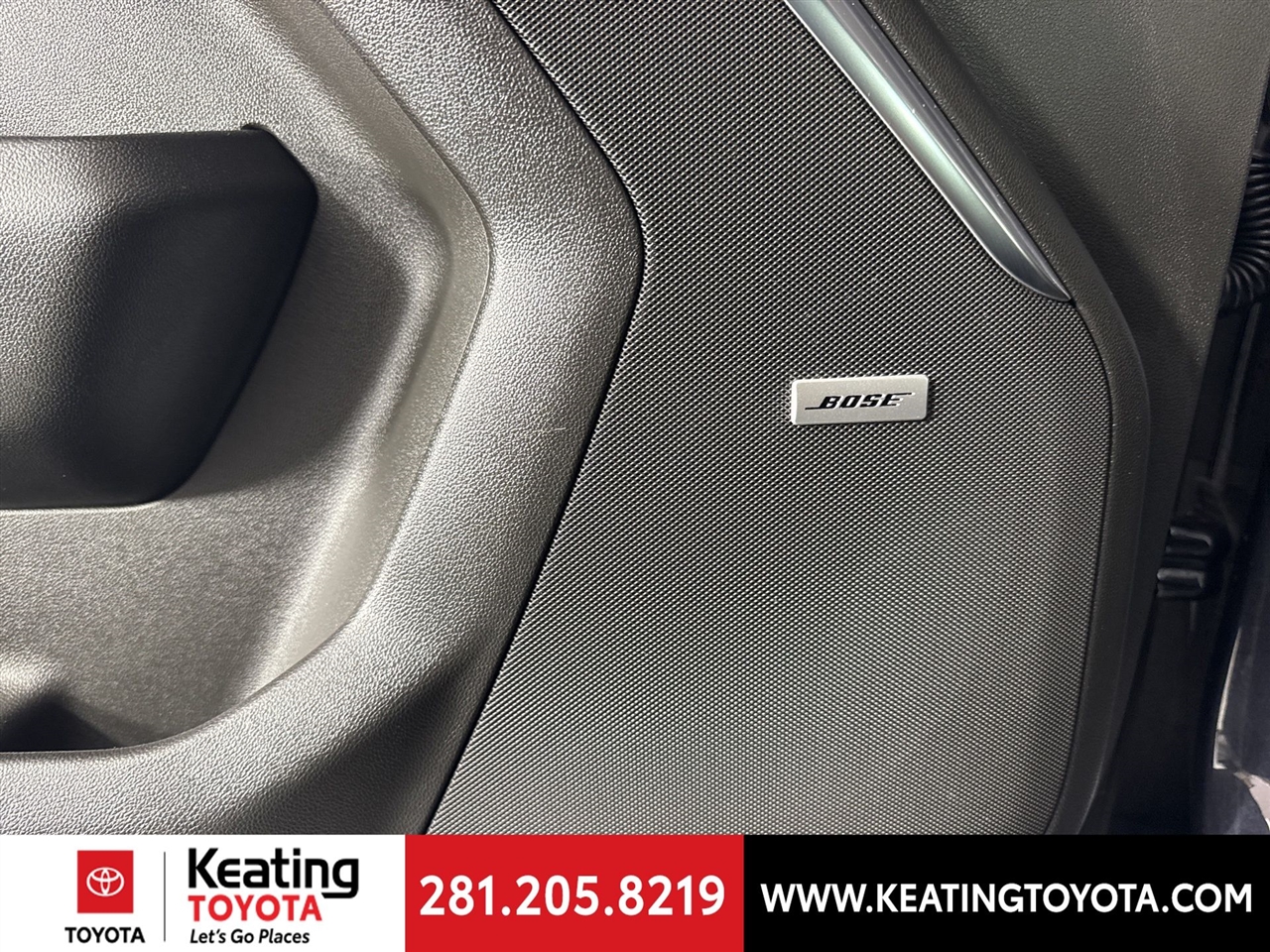 GMC Yukon Denali 4WD 2025