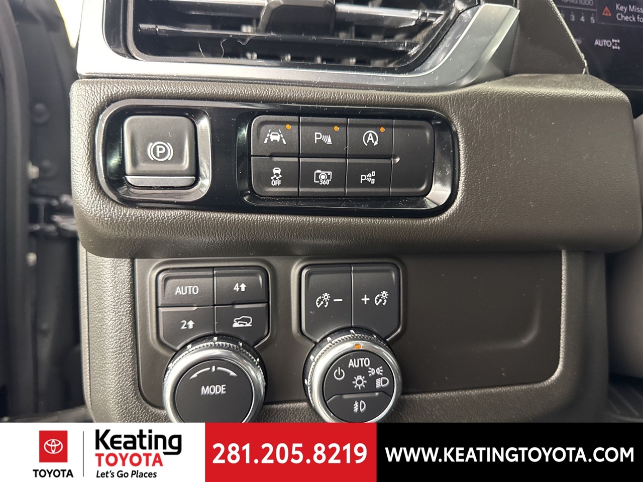 GMC Yukon Denali 4WD 2025