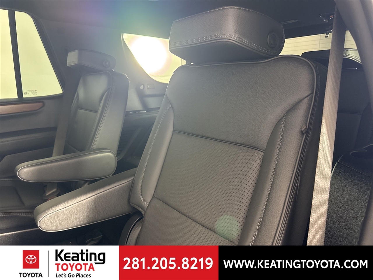 GMC Yukon Denali 4WD 2025