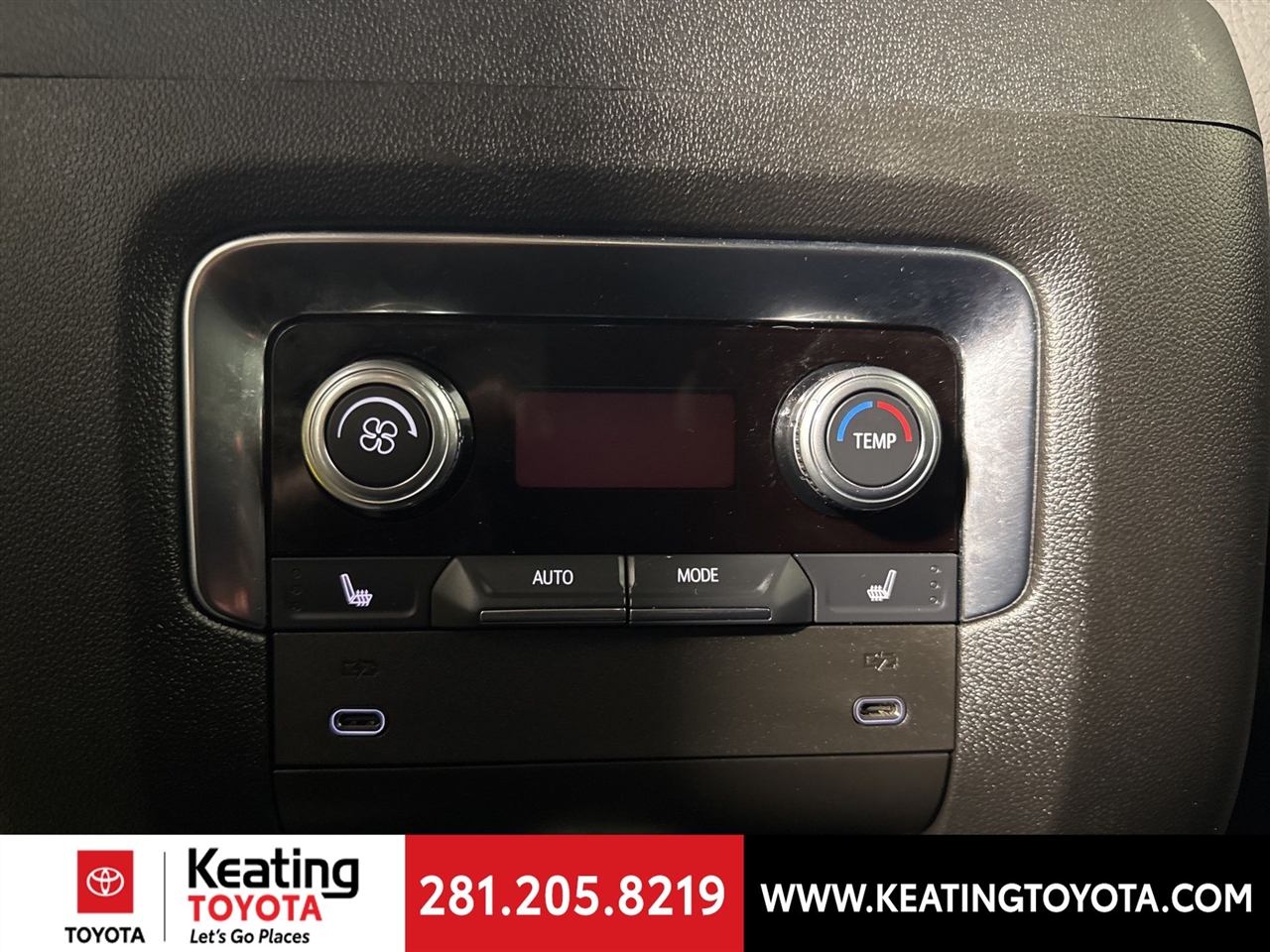 GMC Yukon Denali 4WD 2025