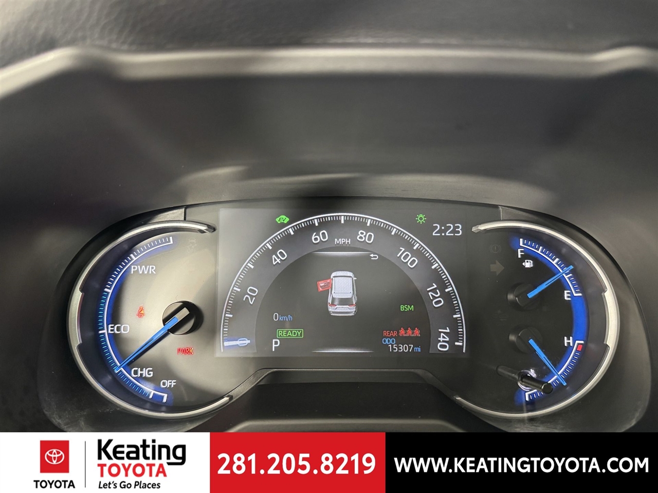 Toyota RAV4 Hybrid XLE 2025