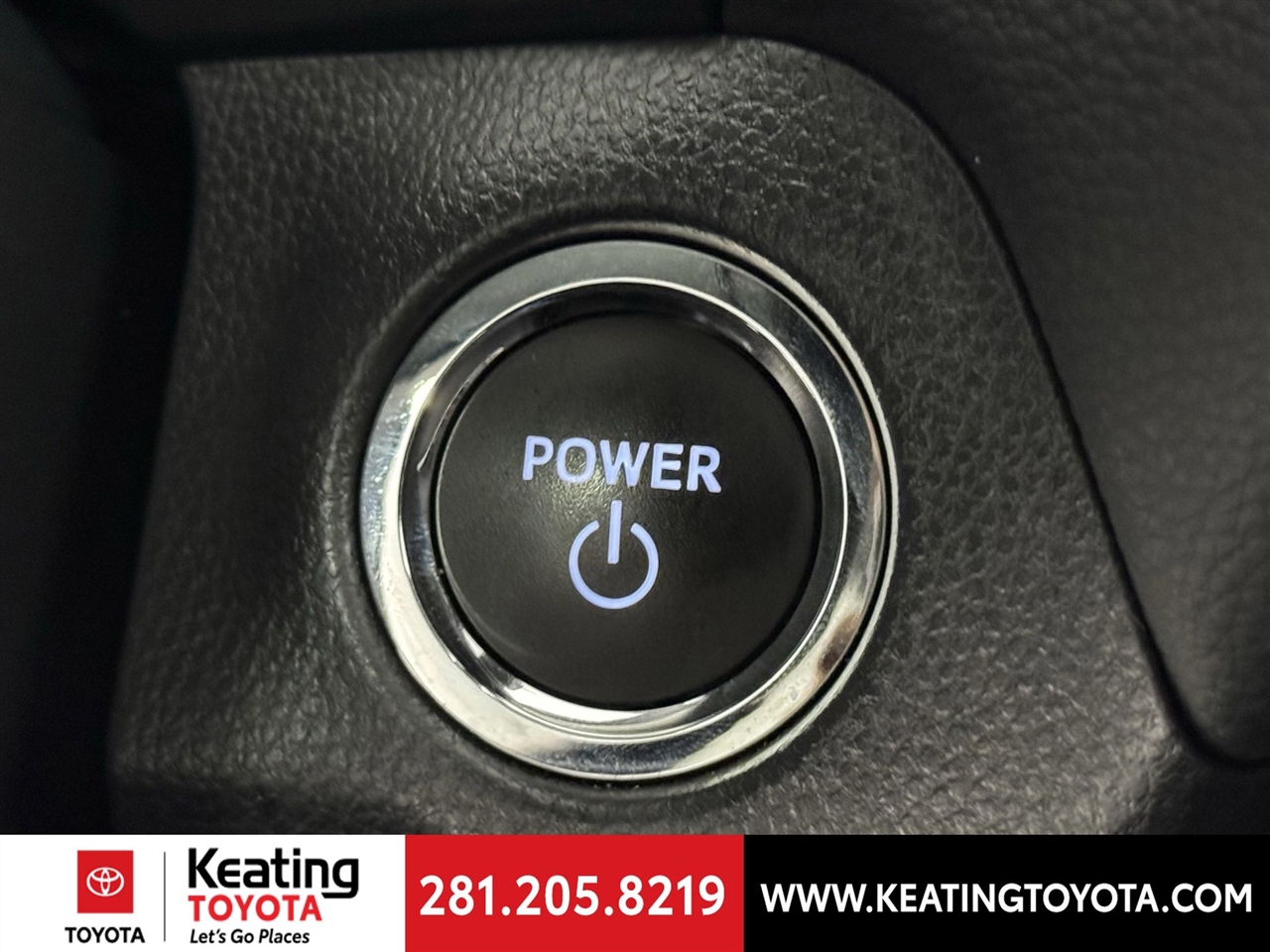 Toyota RAV4 Hybrid XLE 2025