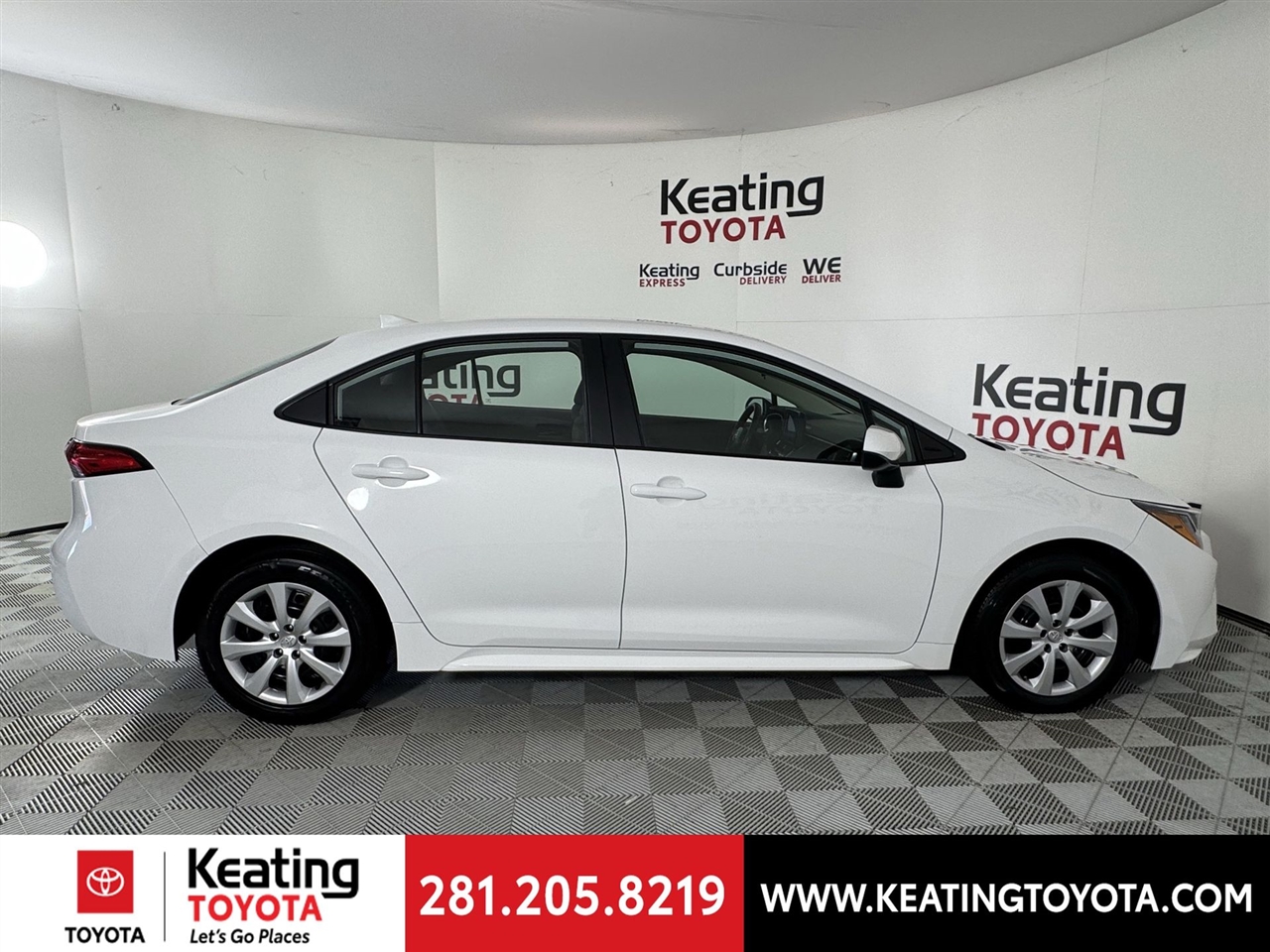 Toyota Corolla LE 2024