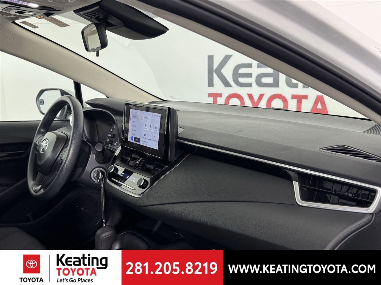 Toyota Corolla LE 2024