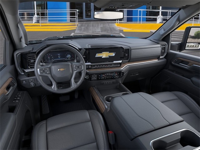 Chevrolet Silverado 3500HD LT Crew Cab 4WD 2025