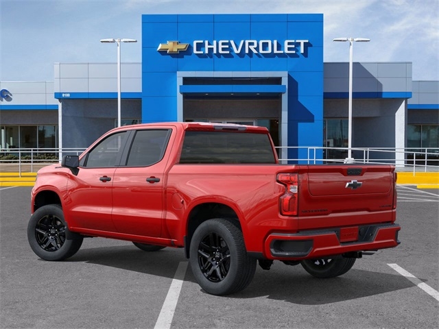 Chevrolet Silverado 1500 Custom Crew Cab 2WD 2026