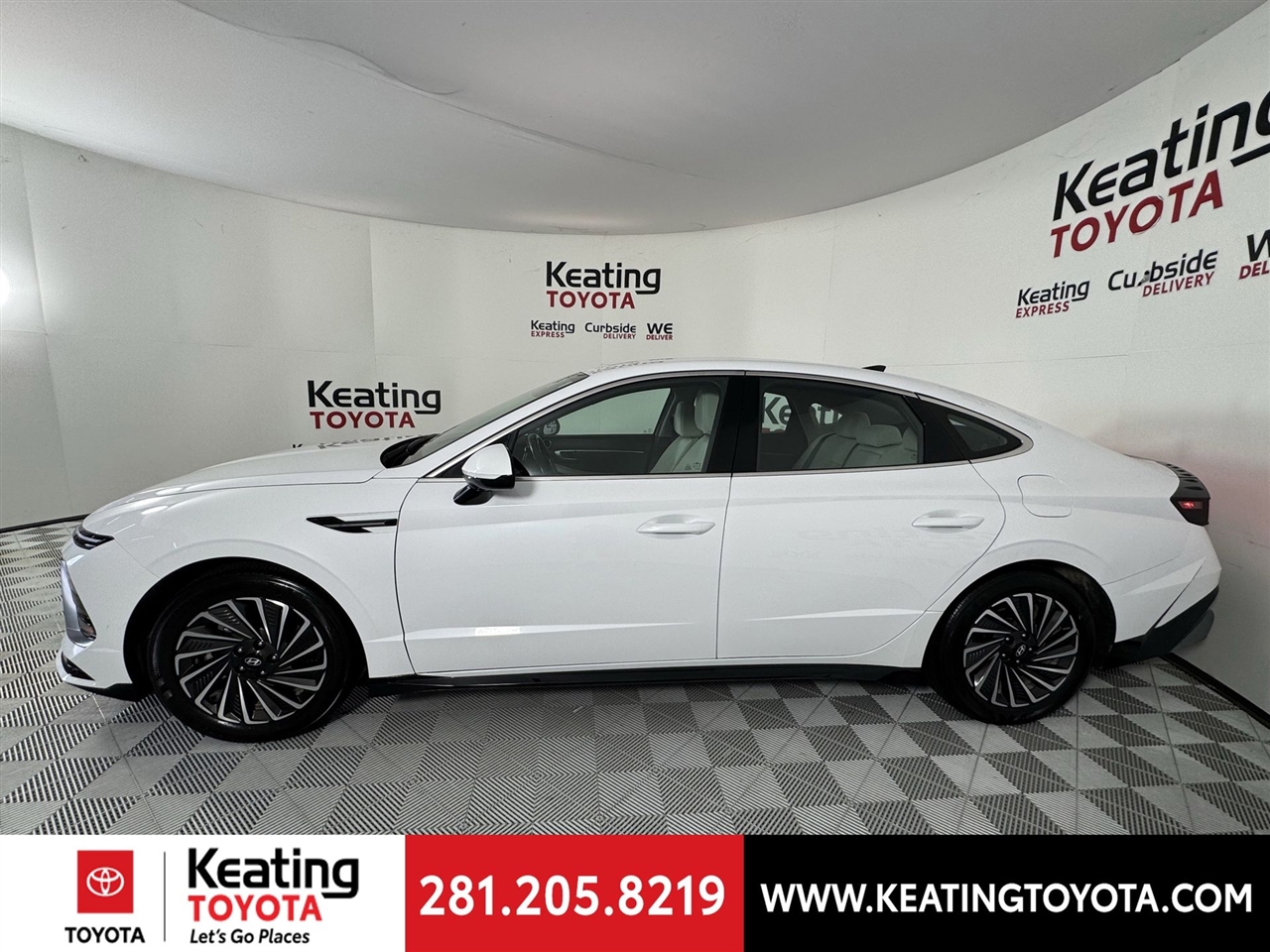 Hyundai Sonata Hybrid SEL 2024