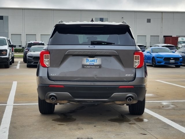 Ford Explorer XLT AWD 2022