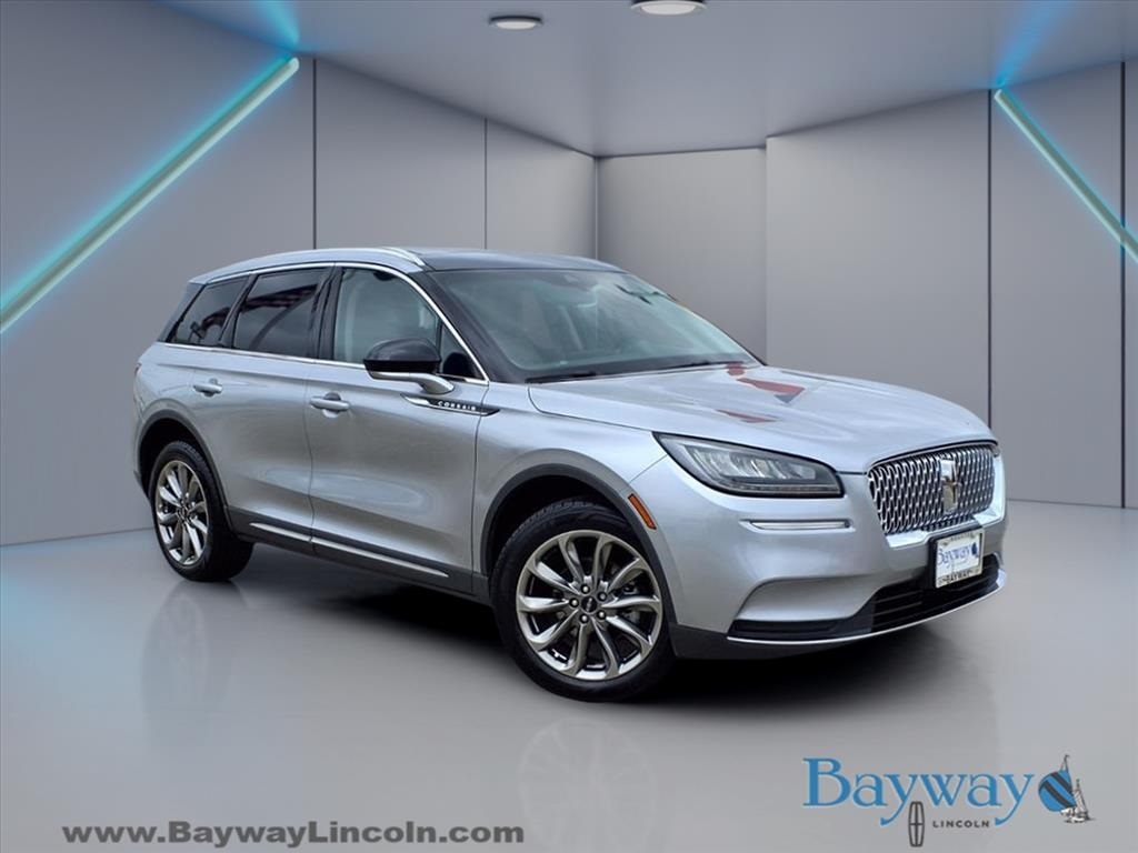 Lincoln Corsair Base 2021