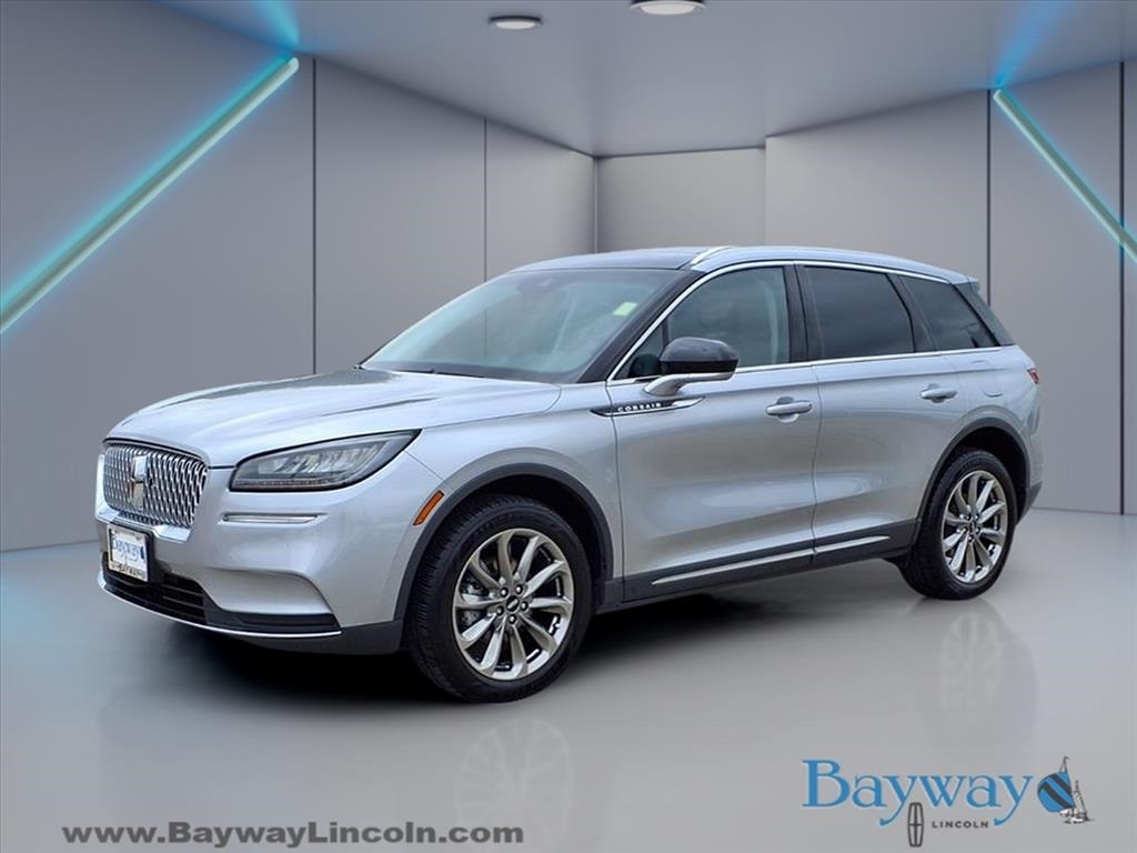 Lincoln Corsair Base 2021