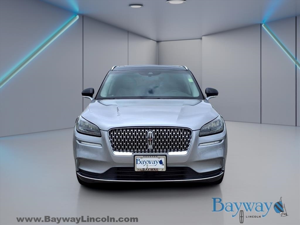 Lincoln Corsair Base 2021