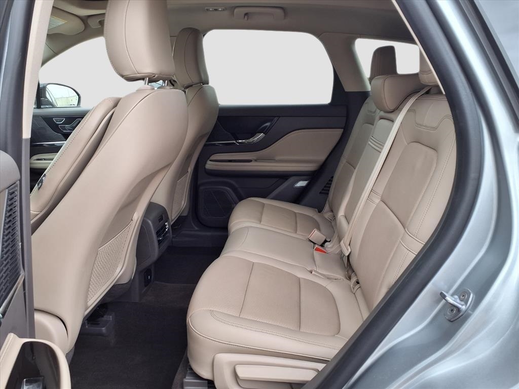 Lincoln Corsair Base 2021