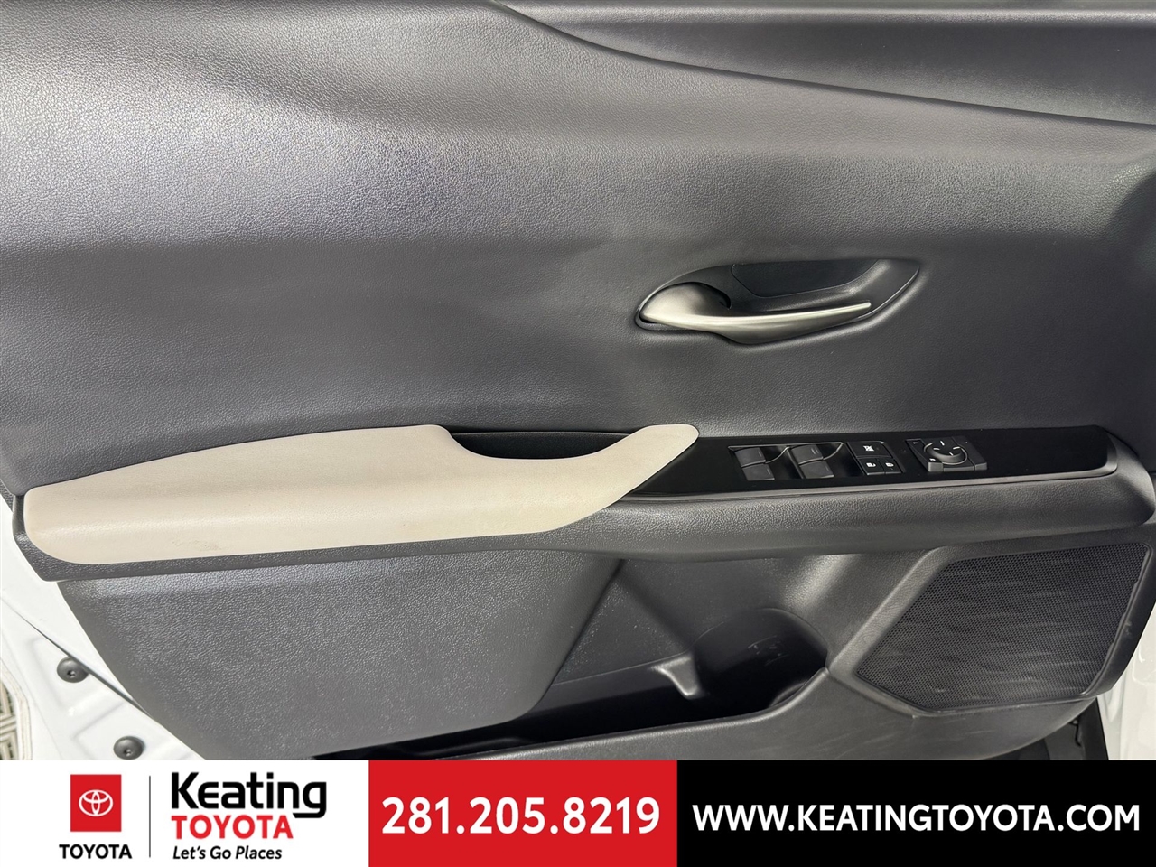 Lexus UX 250h F SPORT Design 2024