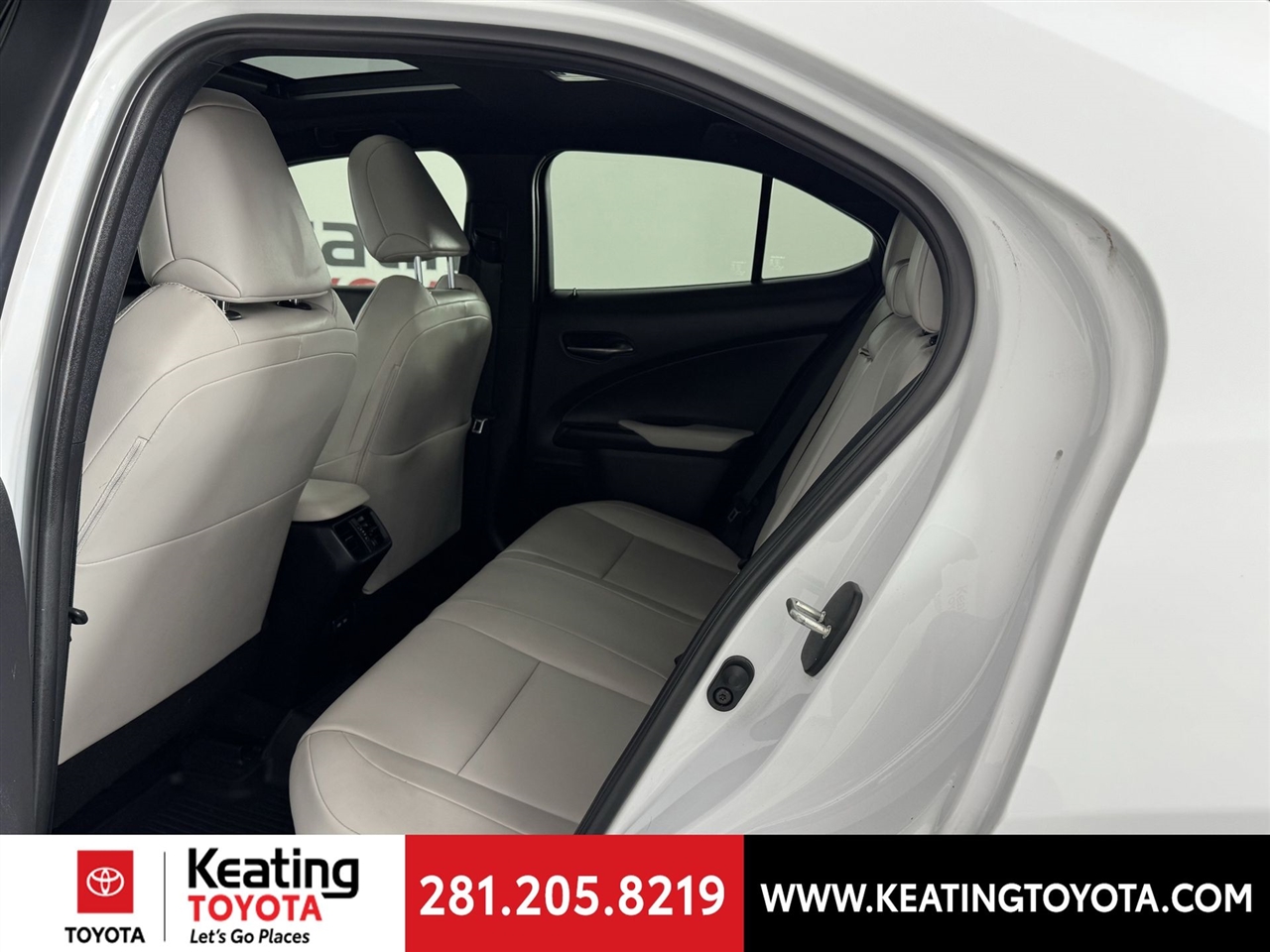 Lexus UX 250h F SPORT Design 2024