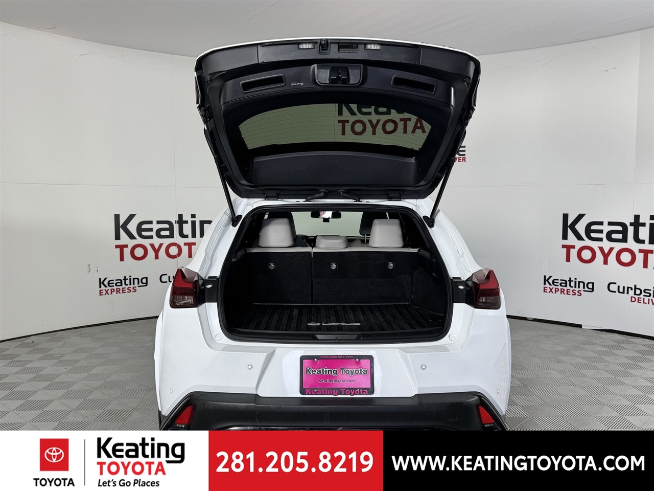 Lexus UX 250h F SPORT Design 2024